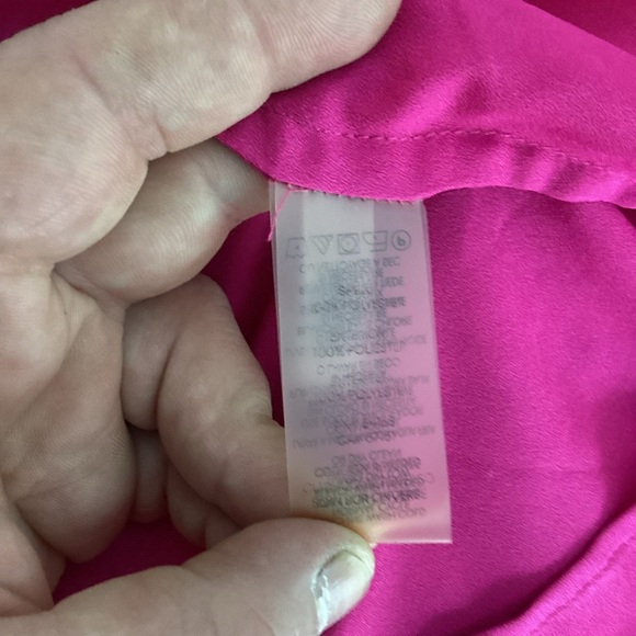 Calvin Klein Sleeveless Split Neck Blouse Fuchsia Pink Small - Picture 7 of 7